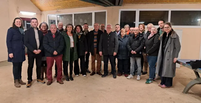 photo  la liste de noël tellier « louplande pour vous avec vous » compte 21 membres.  &copy;  ouest-france 