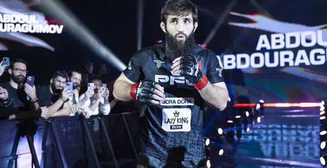 photo  abdoul abdouraguimov va faire son grand retour à dubaï.  &copy;  jose peã±uela / pfl 