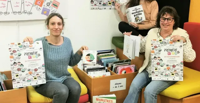 photo  alexandra goubin, la responsable (au centre), camille cancel (à gauche), coordinatrice de l’évènement, et nathalie pageot ont concocté un programme autour des monstres.  &copy;  le maine libre. 
