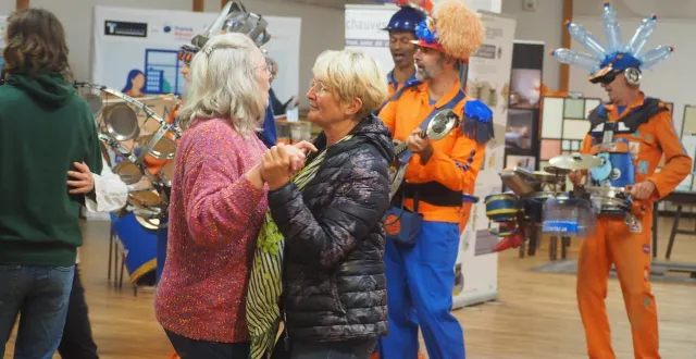 photo  en octobre 2024 a eu lieu le village de la transition écologique à thouars. il revient en juin 2026 avec un nouveau nom : la fête des possibles.  &copy;  co archives antoine richard 