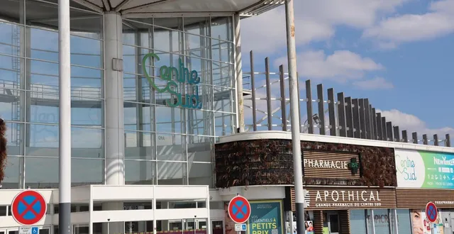 photo  un homme était jugé, au mans, pour avoir tenté de dérober plusieurs objets de valeur au centre commercial sud, dans le magasin carrefour.  &copy;  archive ouest-france 