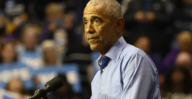 photo  l’ancien président des états-unis barack obama apporte son soutien à une candidate démocrate au poste de gouverneur du new jersey lors d’un meeting aux états-unis, le 1er novembre 2025.  &copy;  kyle mazza/anadolu via afp 