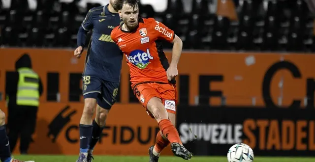 photo  d’abord blessé à la main, puis gêné au pied ensuite, titouan thomas a été éloigné des terrains durant trois mois.  &copy;  marc ollivier/ouest-france 
