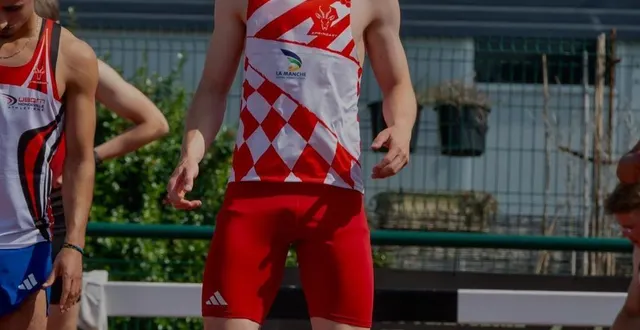 photo  vêtu de rouge et de blanc, le sprinteur coutançais tom aubrée compte bien jaillir des starting-blocks.  &copy;  julien boquet 