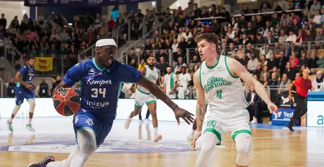 photo  joel awich s’est bien démené dans la raquette, en vain.  &copy;  téo floc’h 