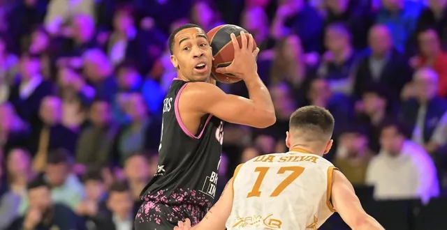 photo  siyani chambers a été omniprésent mais ça n’a pas suffi.  &copy;  guillaume marie 