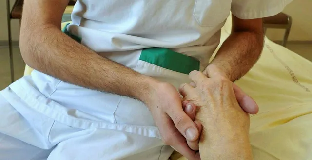 photo  « l’urgence : tout mettre en œuvre pour soulager, soutenir, apaiser ».  &copy;  marc ollivier, archives ouest-france 