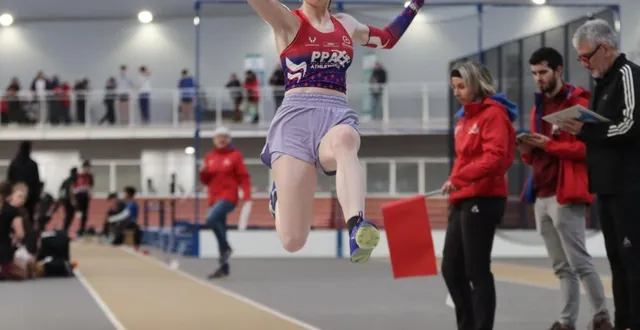 photo  calista riou et les costarmoricains vont prendre leurs marques à val-de-reuil.  &copy;  gaëlle germain 