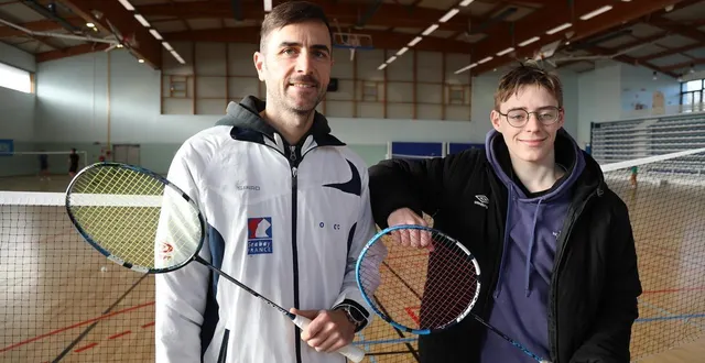 photo  guillaume touchard, entraîneur au bocc depuis 2014, et baptiste prima, lycéen à saint-joseph, engagé dans un cycle d’encadrement des jeunes badistes.  &copy;  ouest-france 