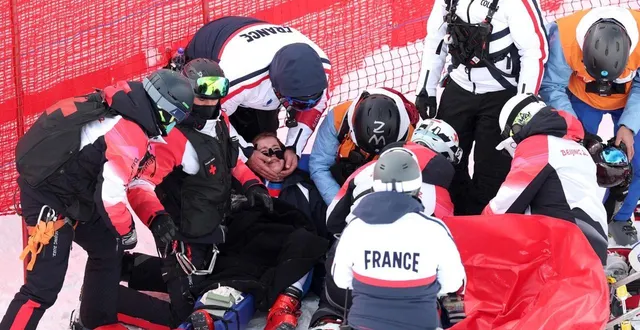 photo  la skieuse française camille cerutti avait lourdement chuté lors de la descente des jo 2022 de pékin, le 15 février 2022.  &copy;  tom pennington / getty images via afp 