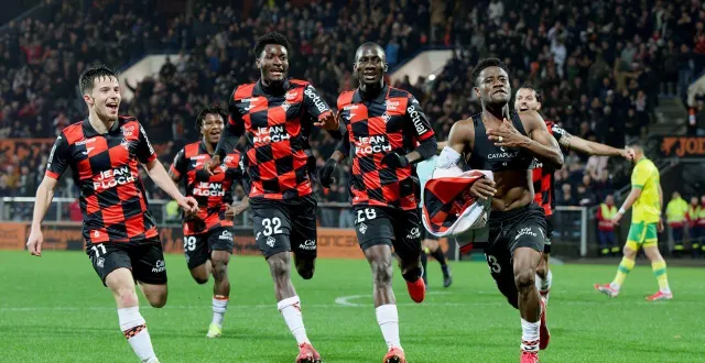 photo  tout sourit en ce moment au fc lorient, actuellement sur une série de douze matches sans défaite.  &copy;  thierry creux / ouest-france 