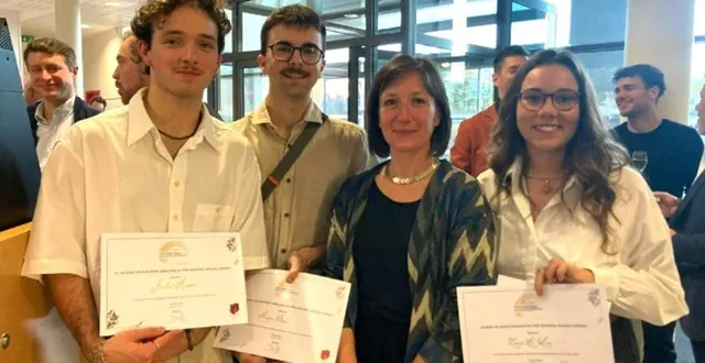 photo  jules bouric, hugo ploux et louise le lan ont été distingués à l’occasion du prix jacques lenfant.  &copy;  dr 