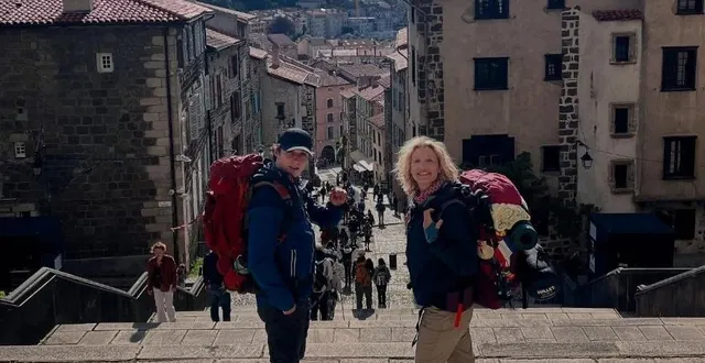 photo  julien le berre et alexandra lamy viendront présenter le film « compostelle » à cholet.  &copy;  wonder films 
