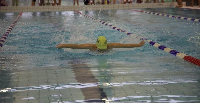 photo  le club de saumur natation est désormais affilié à la fédération française de sauvetage et de secourisme.  &copy;  archives co 