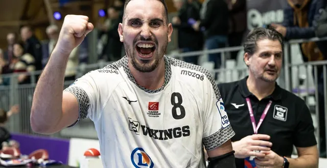 photo  jordan allais, pivot et capitaine du caen hb (calvados), heureux de la victoire (36-35) de son équipe sur le terrain de la js cherbourg (manche), lors du derby de la 16e journée du championnat de proligue, vendredi 6 février 2026.  &copy;  christian jézéquel 