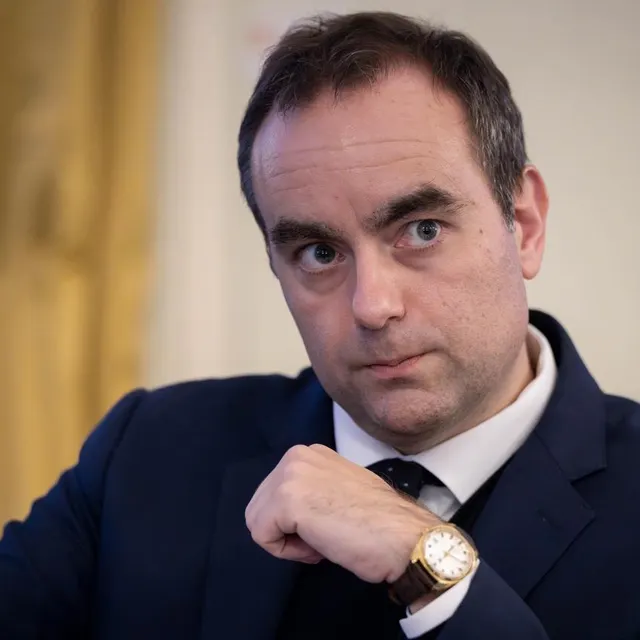 photo sébastien lecornu : « j’ai demandé de développer une application d’intelligence artificielle pour accélérer le traitement des visas. »  ©  stéphane geufroi / ouest-france