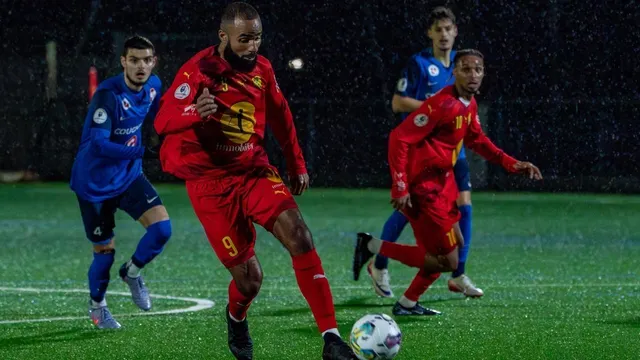 photo info  kabeya nelson a manqué le penalty qui aurait pu offrir le nul au mans villaret. 