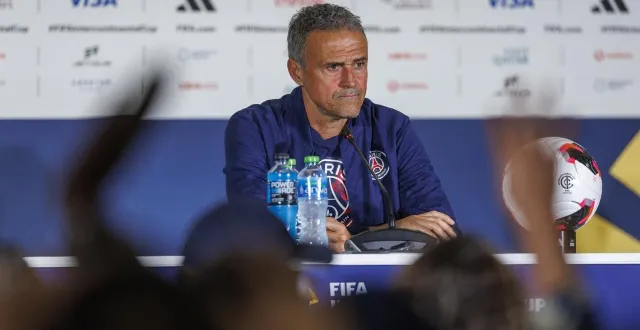photo  face à la presse, luis enrique ne manque pas une occasion de tacler les journalistes.  &copy;  mohammed dabbous / afp 
