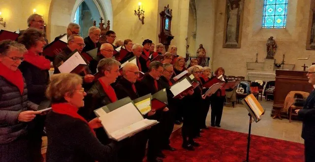 photo  les choristes ont interprété 12 chants.  &copy;  le maine libre 