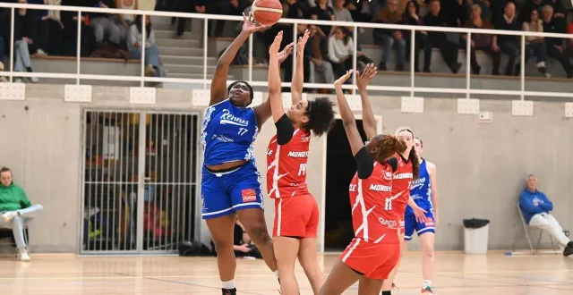 photo  alexia ivala-mendome a fini meilleure marqueuse pour les rennaises avec 23 points.  &copy;  clotilde briand 