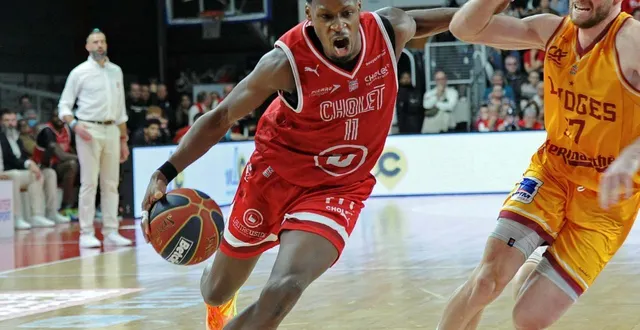 photo  cette saison, le « palois » de cholet gérald ayayi a réalisé son meilleur match contre le csp limoges, début décembre.  &copy;  photo etienne lizambard 