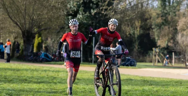 photo  gaëlle leduc et vincent le corre à l’arrivée à la station nuage de saint-sébastien-sur-loire.  &copy;  léonard verdu 
