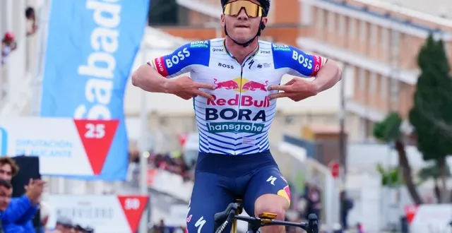 photo  remco evenepoel a remporté le classement général du tour de valence.  &copy;  joma garcia / belga via afp 
