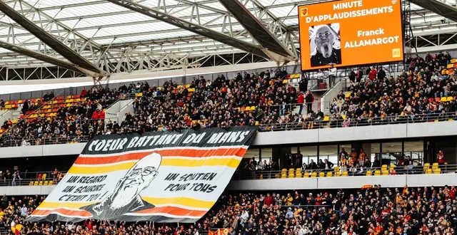 photo  tifo déployé par les supporters du virage sud lors du match le mans fc – stade lavallois, le 7 février 2026, pour rendre hommage à franck allamargot, supporter de longue date du mans fc et engagé dans des associations solidaires.  &copy;  ouest-france 