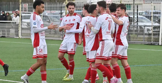photo  la joie des plabennecois après leur large victoire face à milizac.  &copy;  ouest-france 
