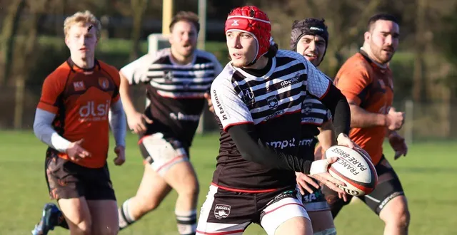 photo  enzo chasseriaud et les angevins ont imposé leur jeu, dimanche 8 février, lors de la rencontre face à pithiviers.  &copy;  archives olena chevhuz 