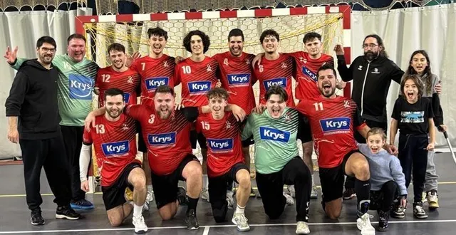 photo  l’équipe de handball senior garçons de la convention territoriale sablé-la flèche, à l’issue de son match contre nantes, ce dimanche 8 février 2026.  &copy;  ouest-france 