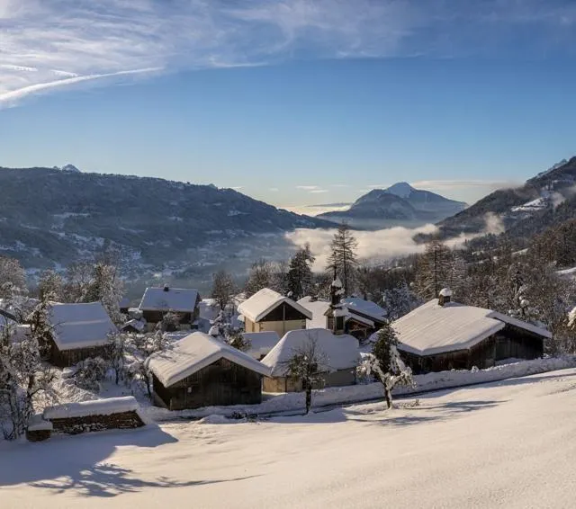 photo samoëns propose une offre de transports pour se déplacer dans la station quand on est porteur d’un handicap.  ©  hemis via afp