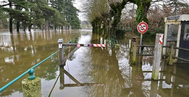 photo  l’oust est maintenu en vigilance orange pour crues ce lundi 9 février 2026, alors que des débordements importants ont été constatés au cours du week-end, notamment à malestroit (morbihan).  &copy;  thierry creux / ouest-france 