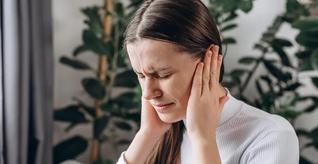 photo  les acouphènes pulsatiles peuvent occasionner une gêne très importante pouvant conduire à l’isolement, voire à des idées suicidaires.  &copy;  getty images 