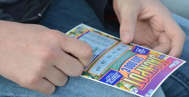 photo  le gagnant d’un ticket à un million d’euros ne s’imaginait pas que la chance le mènerait… devant le tribunal.  &copy;  photo d’illustration : sipa 