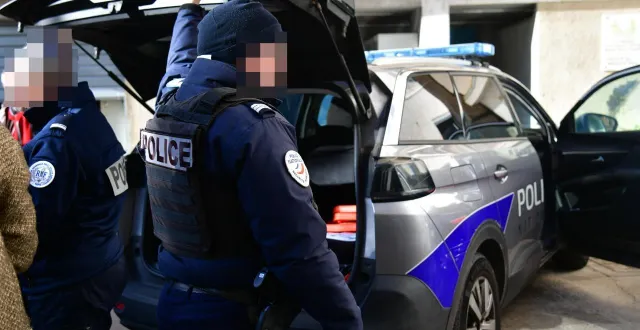 photo  les policiers, rapidement sur place, ont pu interpeller le malfaiteur.  &copy;  co - marie delage 