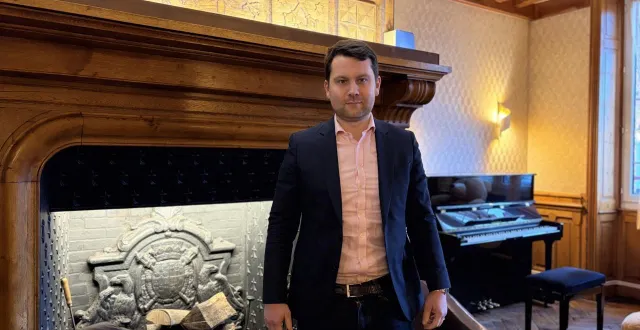 photo  vincent collo, 31 ans, brigue la mairie de l’aigle aux élections municipales 2026.  &copy;  ouest-france 