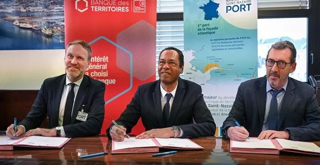 photo  antoine saintoyant, directeur de la banque des territoires ; jean-rémy villageois, président du directoire de nantes saint-nazaire port ; fabrice rigoulet-roze, préfet des pays de la loire.  &copy;  nsnp – franck badaire 