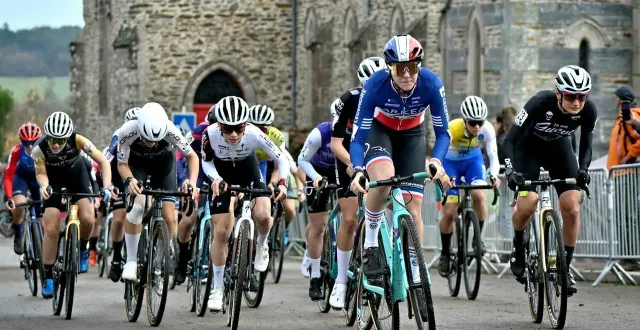 photo  amandine fouquenet et les meilleures coureuses se disputeront le titre de championne de france 2027 à quelneuc (morbihan) en janvier prochain.  &copy;  marc ollivier/ouest-france 