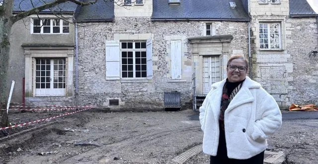photo  angers, boulevard du maréchal-galliéni, 3 février 2026. coralie dasse, architecte du patrimoine, devant le logis de nozay. cette bâtisse du xve siècle, plus ancien vestige du quartier monplaisir, va être transformée en centre de santé pour les femmes d’ici la rentrée prochaine.  &copy;  co - anthony pasco 