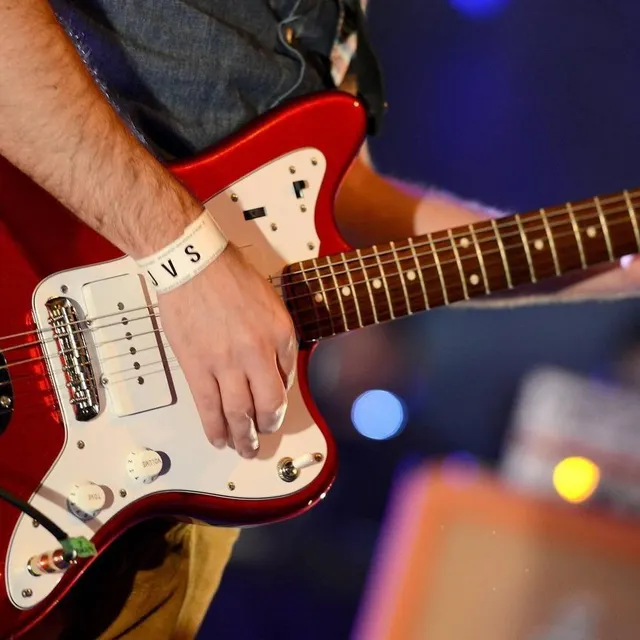 photo saurez-vous reconnaître les titres en live, dès les premiers riffs de guitare ? à vous de jouer !  ©  archives ouest-france