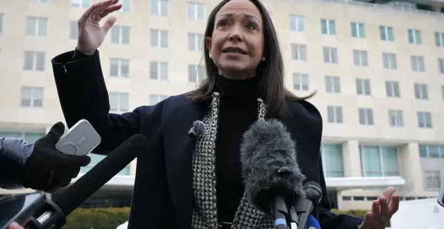 photo  la leader de l’opposition vénézuélienne maría corina machado s’adresse à la presse après avoir rencontré le secrétaire d’état américain marco rubio au département d’état américain à washington, dc, le 28 janvier 2026.  &copy;  oliver contreras / afp 