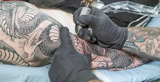 photo  le deauville tattoo festival, qui avait lieu depuis sa création à deauville, sur deux jours, en août, change de formule. il déménage à caen (calvados) et organisera sa neuvième édition en octobre, sur trois jours.  &copy;  archives ouest-france 