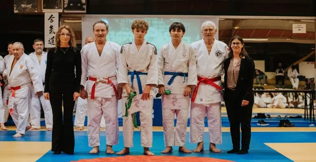 photo  de droite à gauche, en kimono : jean-luc rougé, thomas bourdin, guewen gestin et fabien canu.  &copy;  le maine libre 