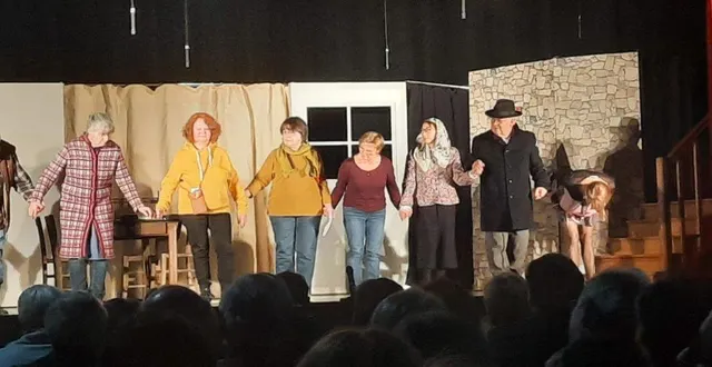 photo  la troupe les baladins de l’huisne présentera sa nouvelle comédie « bonne planque à la campagne » sur la scène de la salle gaston langevin à trangé dimanche 1er mars à 14 h 30.  &copy;  les baladins de l’huisne 