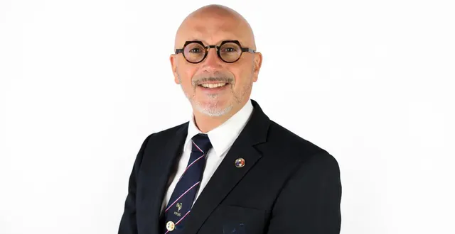 photo  anthony leroy, juge international de patinage artistique  &copy;  photo personnelle 