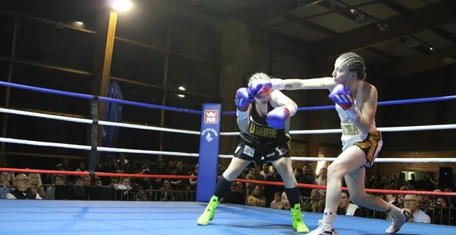 photo  sacha morice, championne de france des super coqs, depuis le 6 décembre dernier et sa victoire à carentan contre l’expérimentée lydie bialic  &copy;  ouest-france 