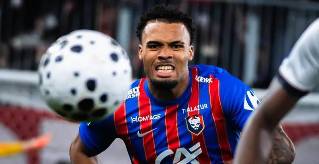 photo  alexandre duville-parsemain est arrivé au sm caen le 8 janvier 2026.  &copy;  justin picaud / ouest-france 