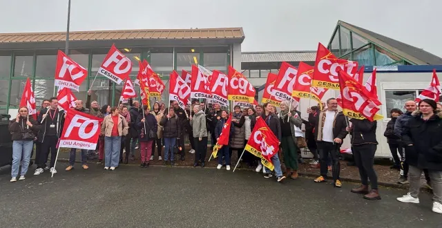 photo  ces agents de la blanchisserie du chu considèrent que le transfert de leur activité au cesame représente « un recul social ».  &copy;  dr 