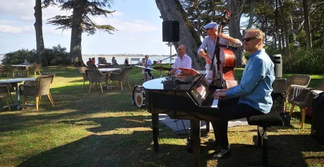 photo  le select 4tet propose un jazz communicatif et enjoué :  le public légérois devrait apprécier ce vendredi.  &copy;  co 